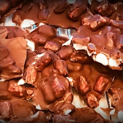 5 Minute Delicious Chocolate Bark + Video