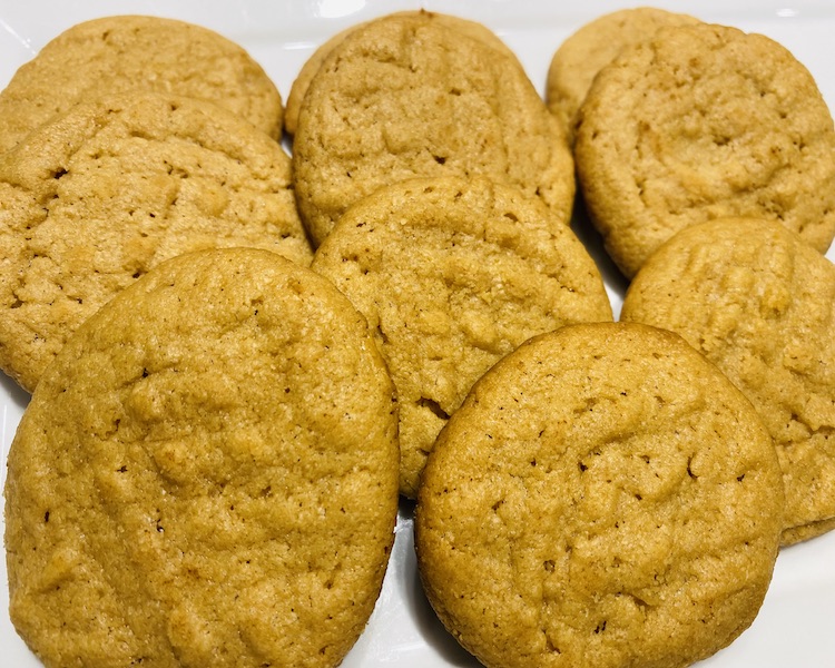 Easy 4-Ingredient Peanut Butter Cookies