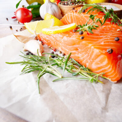 Parchment Baked Lemon Rosemary Salmon “Salmon En Papillote”